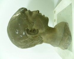 Bust of Alexandra, œuvre de Constantin Andréou